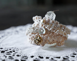 Bracelet en Dentelle - Ouvrage CLASSIC BAB20 125