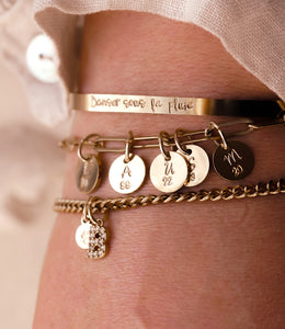 Inoxydable ✶ Bracelet jonc fin personnalisé or - message caché - Atelier Pamalaka